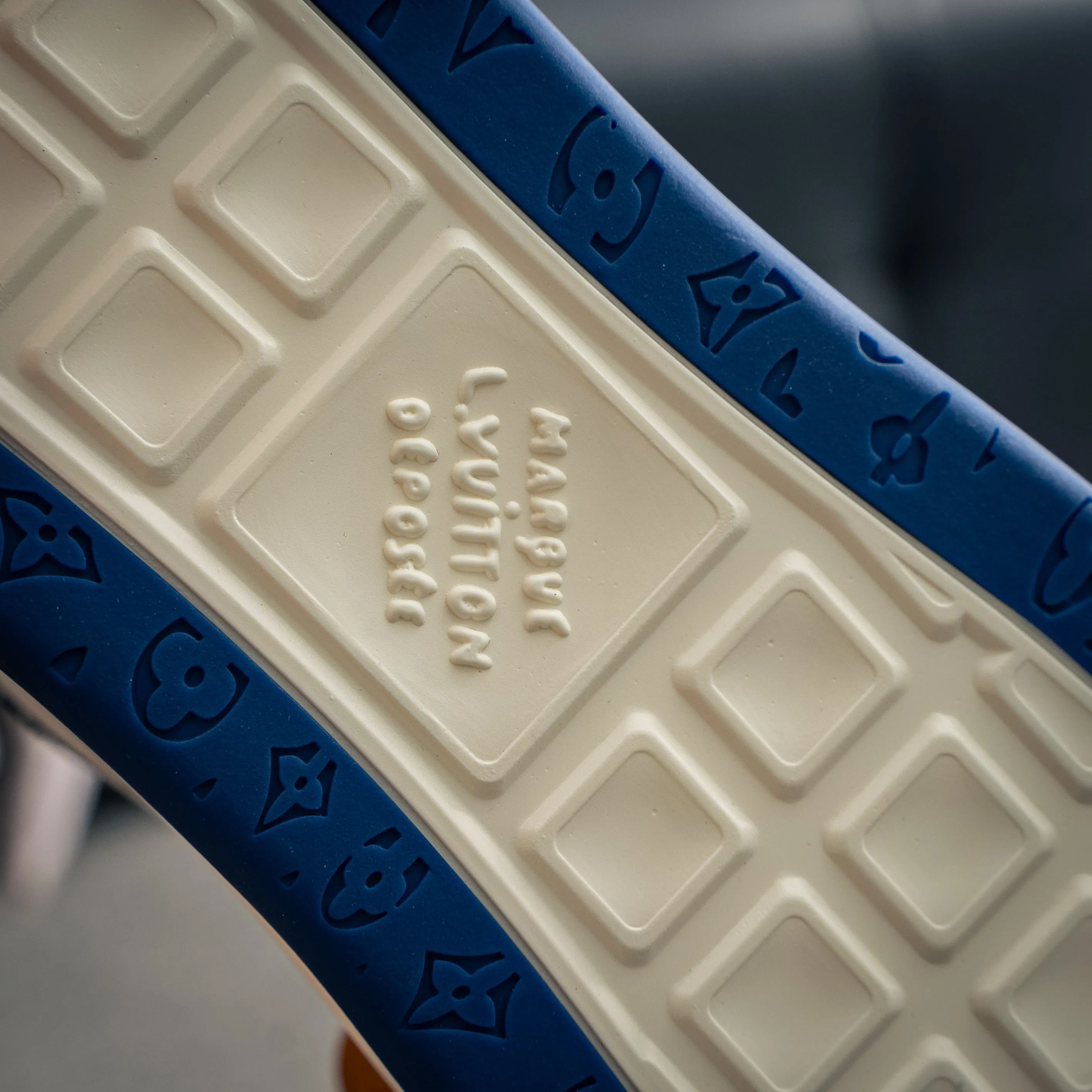 LV tilted ， Shoes，Sneakers， Shoes，Skate Shoes~~ Sneakers， LV Shoes ， Cushioning TPU Vuitton ，